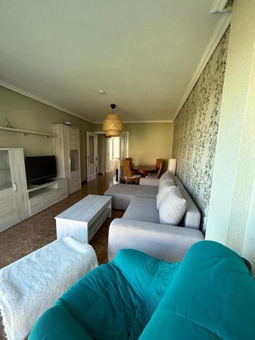 Playa De Berria -Apartamento Con Piscina Y Vistas Al Mar Santoña 외부 사진